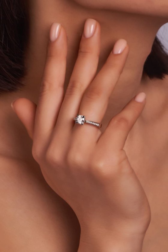 ring model KE00632.jpg